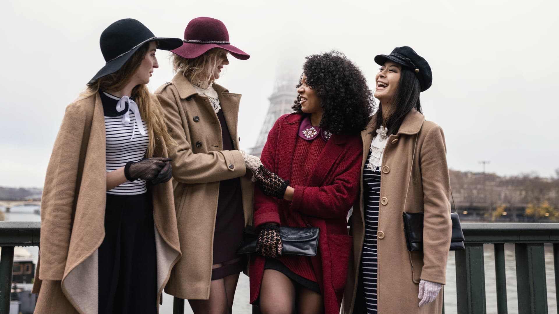 "Des cols amovibles poétiques et 100% français, conçus pour sublimer les femmes" 